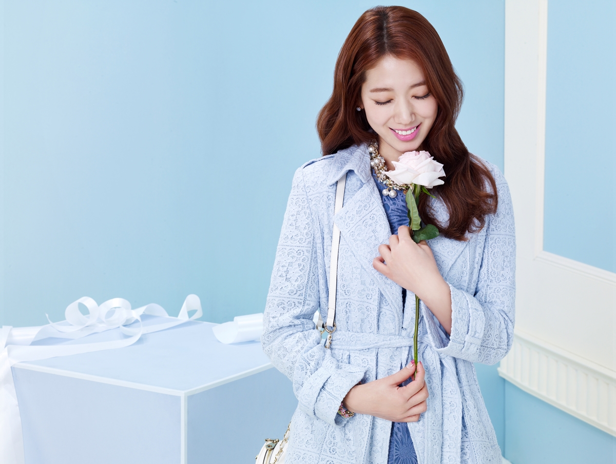 Tìm Hiểu Về Phong Cách Thời Trang Của Nữ Diễn Viên Park Shin Hye