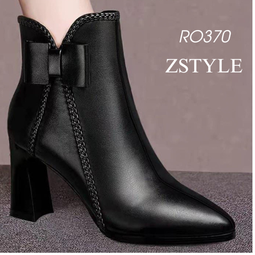 Giày Sục Boot Nữ RO370