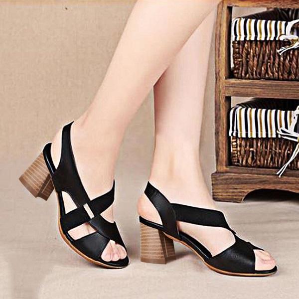 Hè Đến Rồi Tìm Giày Đẹp Để Đi Du Lịch Thôi !