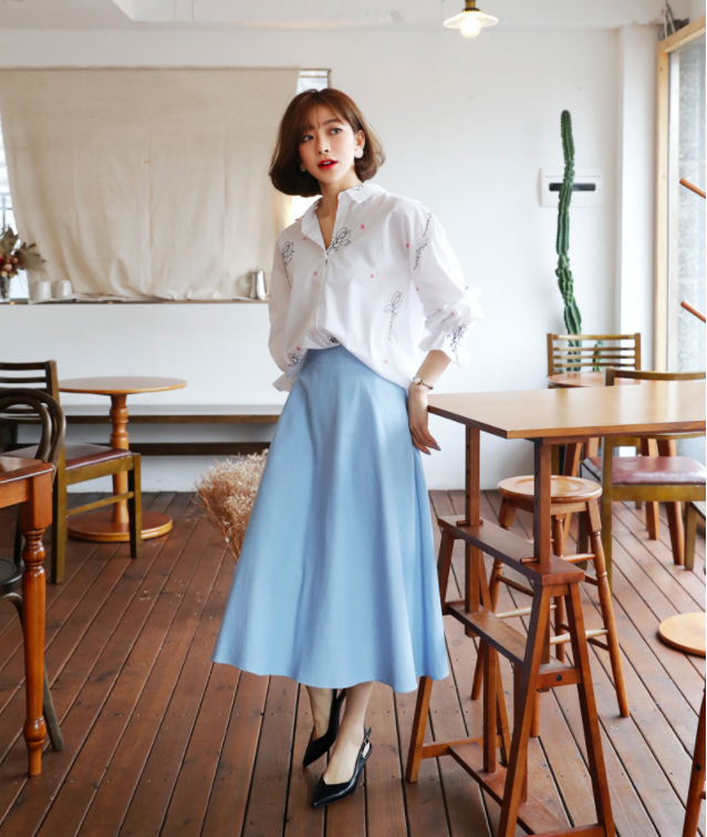 Cùng tham khảo những trang phục công sở cho các cô nàng yêu xanh màu xanh baby