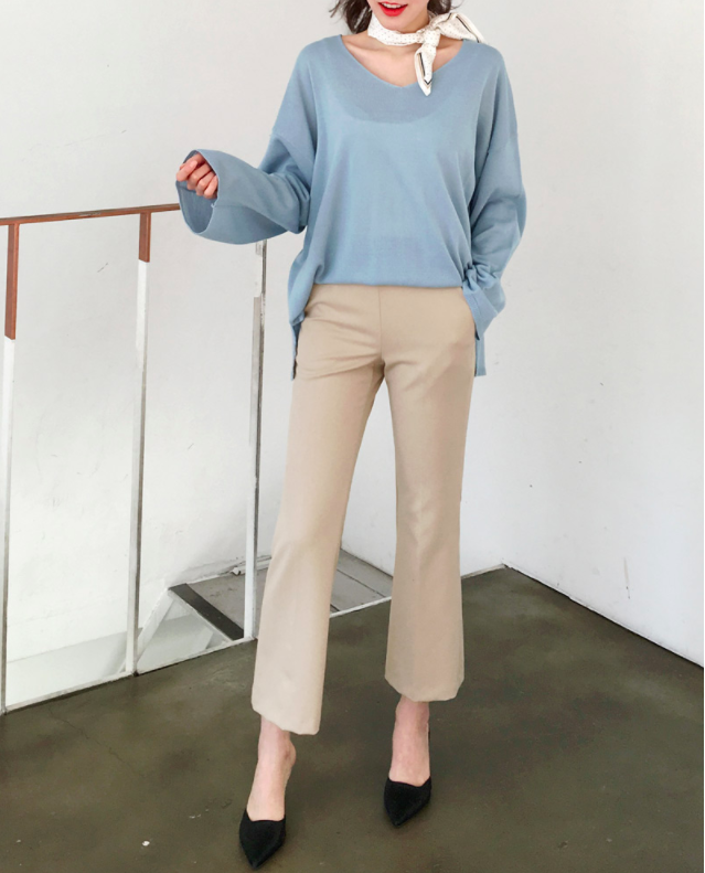 Cùng tham khảo những trang phục công sở cho các cô nàng yêu xanh màu xanh baby