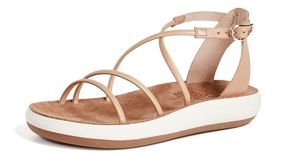Gợi ý những mẫu giày sandals cực xinh cho phái đẹp 