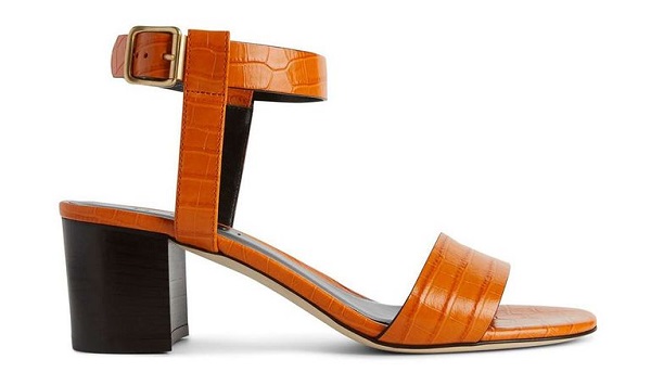 Gợi ý những mẫu giày sandals cực xinh cho phái đẹp 