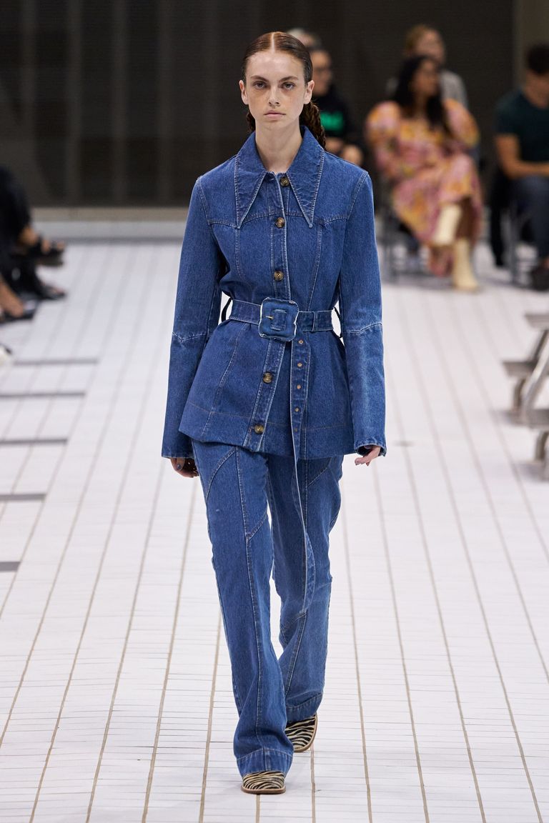 5 phong cách này sẽ là xu hướng denim đẹp nhất năm 2022