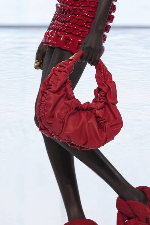 8 xu hướng túi xách nữ lớn nhất năm 2022