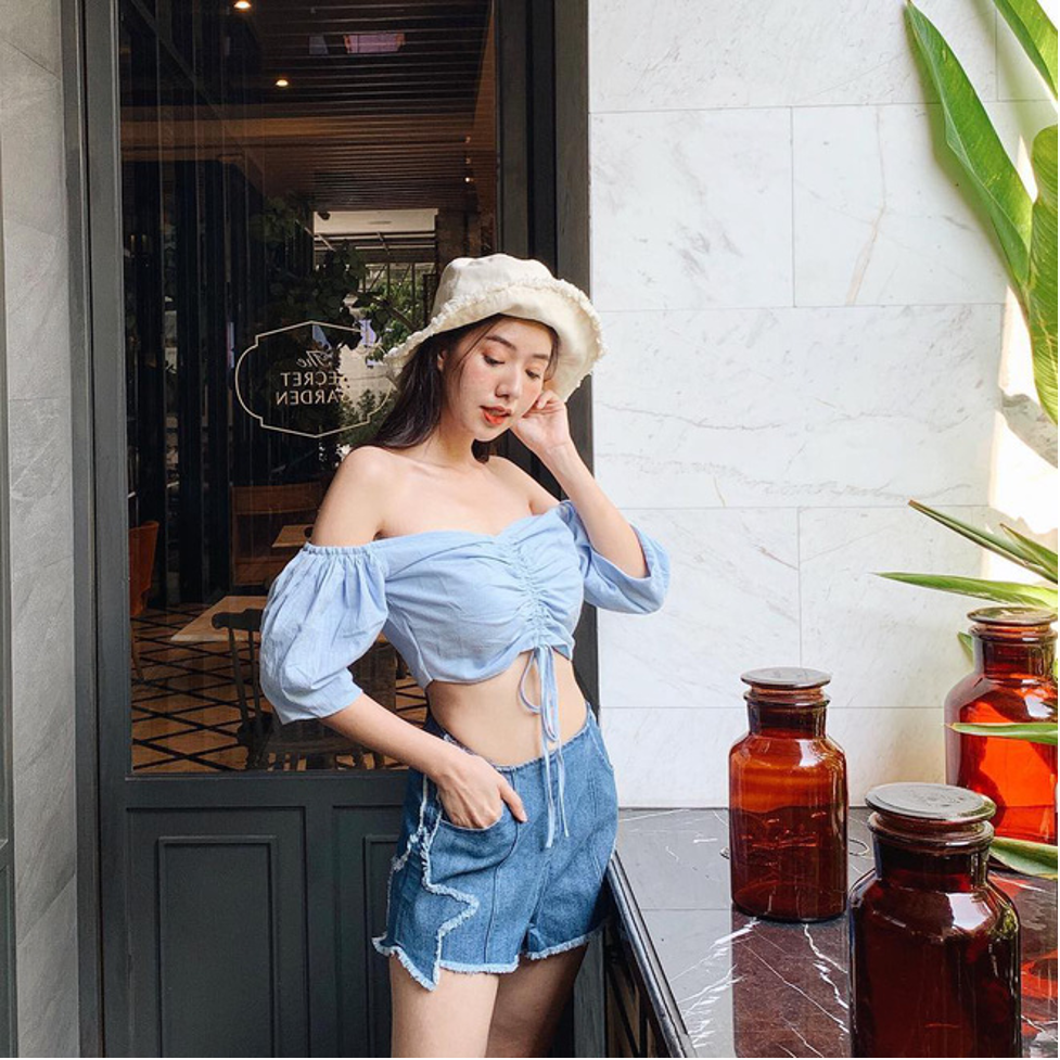 Cách phối áo Crop Top cá tính để mặc trong mùa hè này