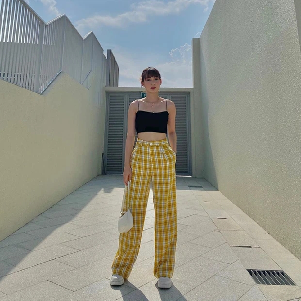 Cách phối áo Crop Top cá tính để mặc trong mùa hè này