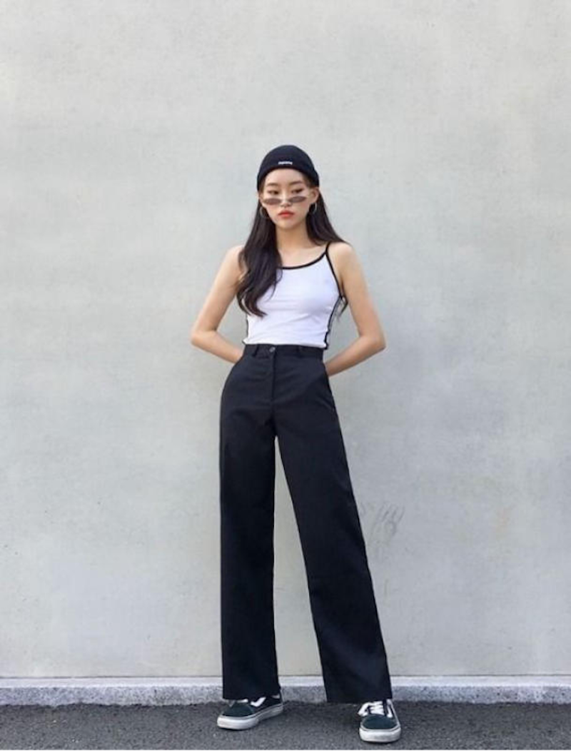 Cách phối trang phục áo dệt kim vào mùa hè