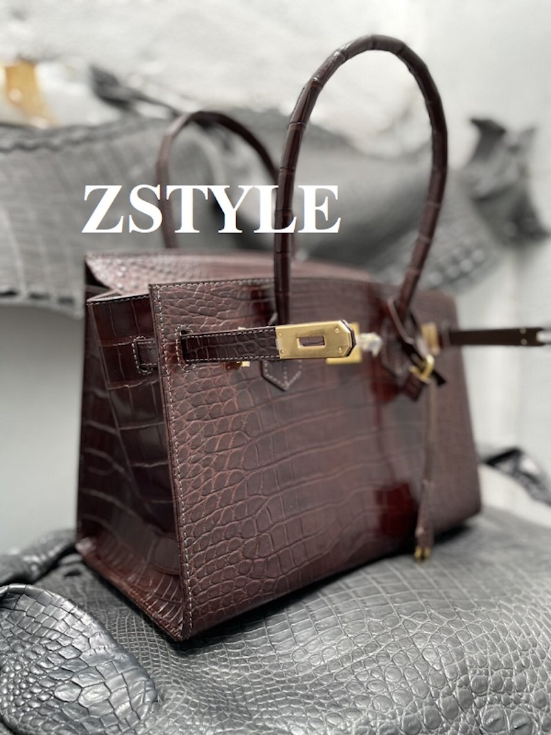 Top 12 chiếc túi xách nên có cho cô nàng công sở