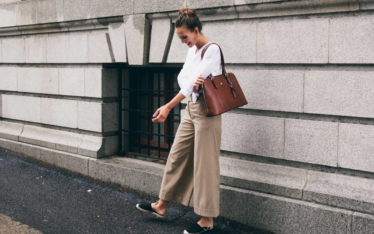 Top 12 chiếc túi xách nên có cho cô nàng công sở