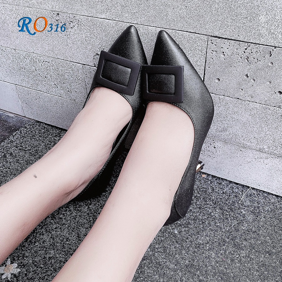 Bí quyết chọn giày nữ cho những bạn gái chân ngắn