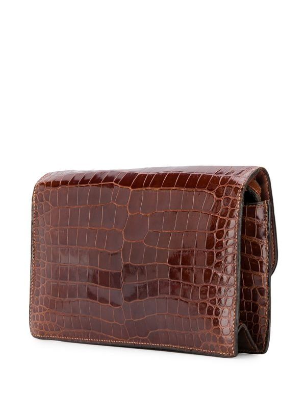 Cách chọn mua phụ kiện da cá sấu hợp phong cách của bạn