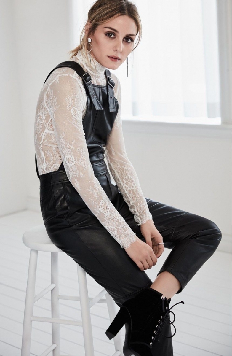 Cách mặc yếm như người nổi tiếng sành điệu