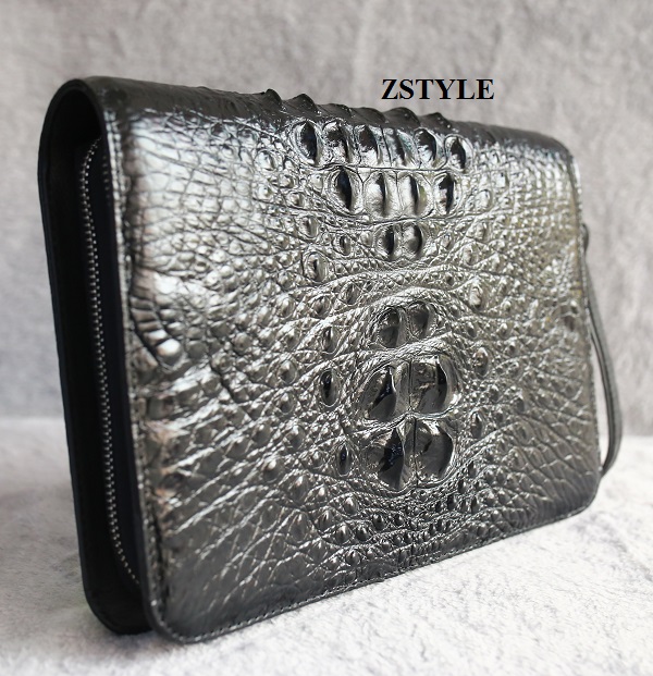 Cách phối đồ với túi xách da cá sấu màu đen