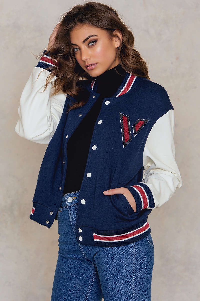Làm thế nào để mặc phong cách với chiếc áo khoác bomber?