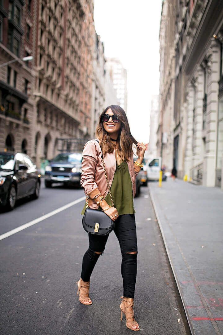 Làm thế nào để mặc phong cách với chiếc áo khoác bomber?