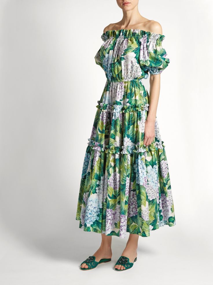 Lời khuyên để có được vẻ ngoài hoàn hảo với váy xếp tầng