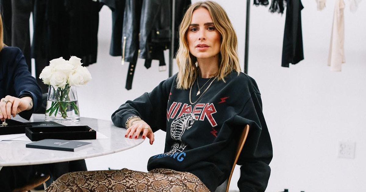 Power dressing là gì và cách làm chủ phong cách này