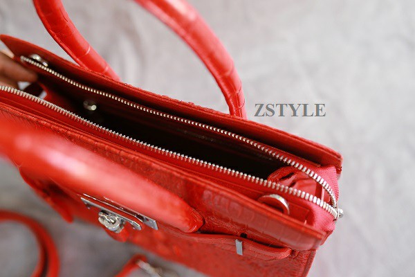 Tại Sao Sử Dụng Da Cá Sấu Để Làm Túi Xách 