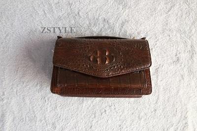 Tại Sao Sử Dụng Da Cá Sấu Để Làm Túi Xách 