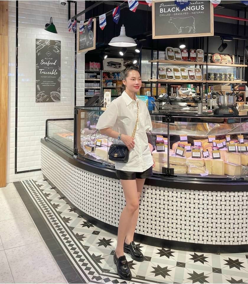 Top 7 thương hiệu giày nữ xu hướng năm 2022 mà các cô nàng nên có trong kệ giày