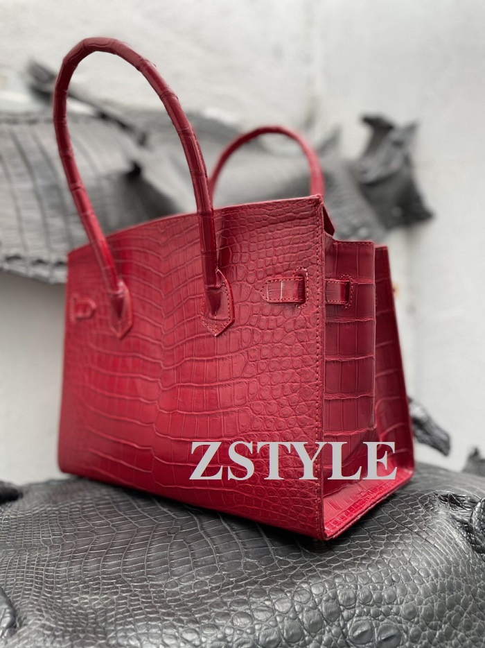 Tổng hợp những kiểu giày làm từ da cá sấu siêu sang cần có trong tủ đồ