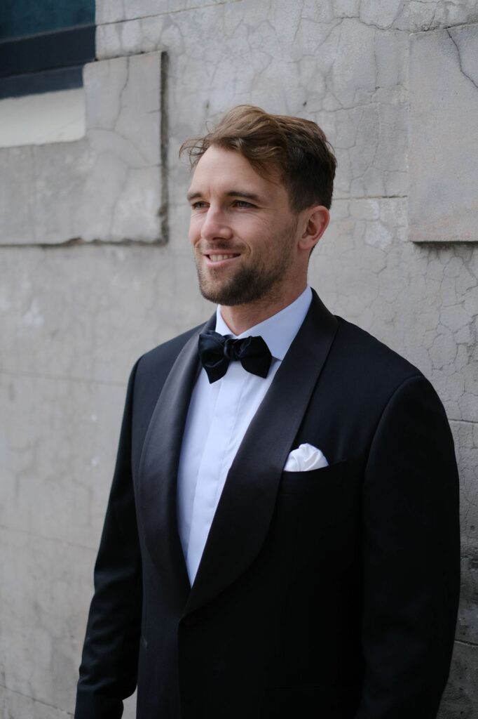 Trang phục đi dự đám cưới cho nam giới 