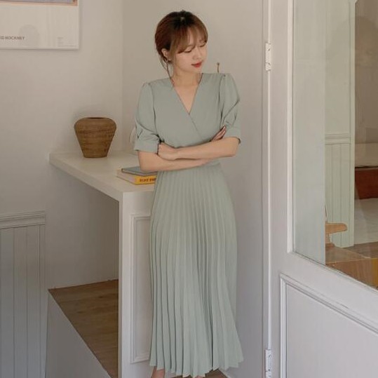 Nên mặc những loại váy gì để trông bạn thật sành điệu trong mùa hè này