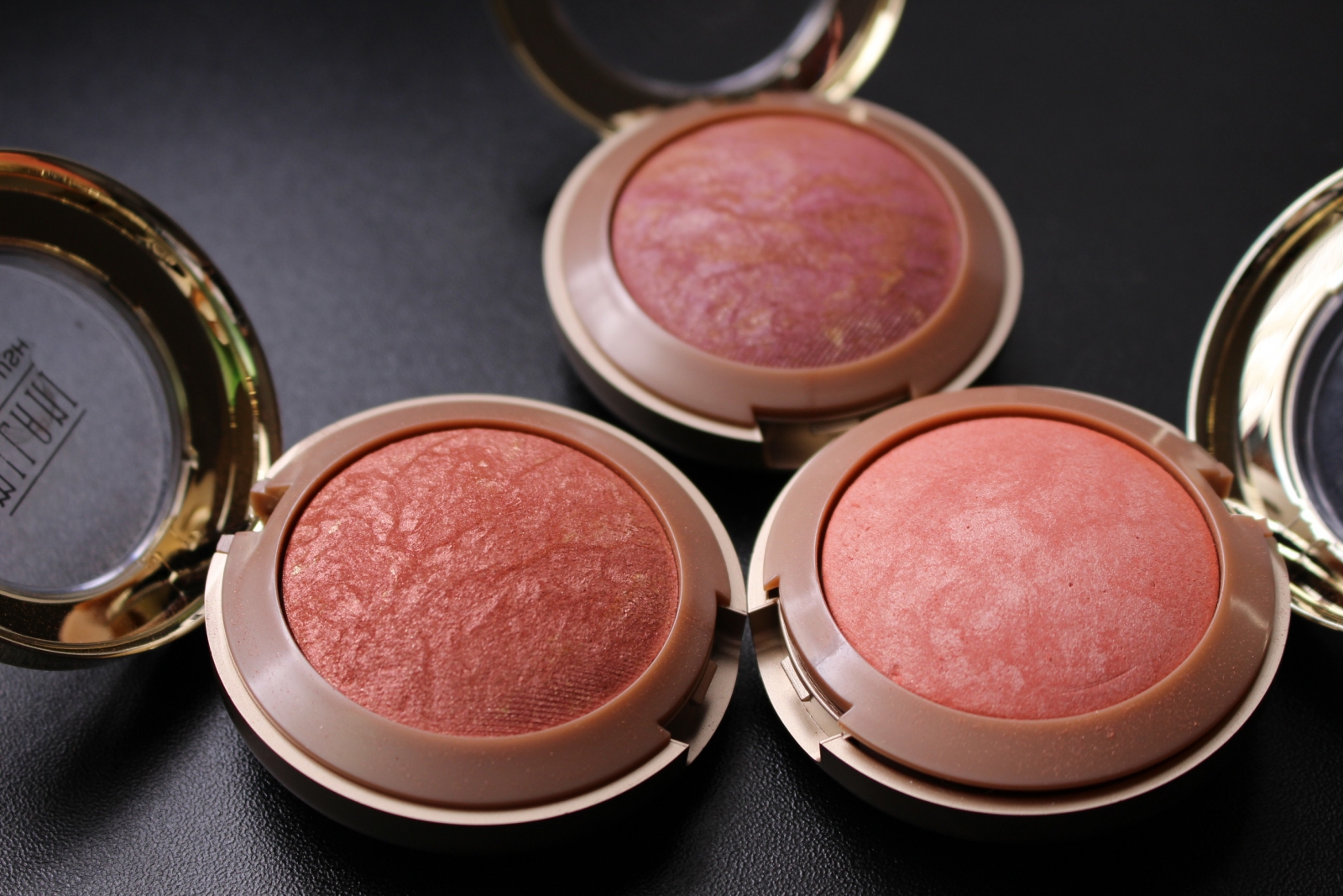 Bốn loại má hồng drugstore được yêu thích nhất hiện nay!