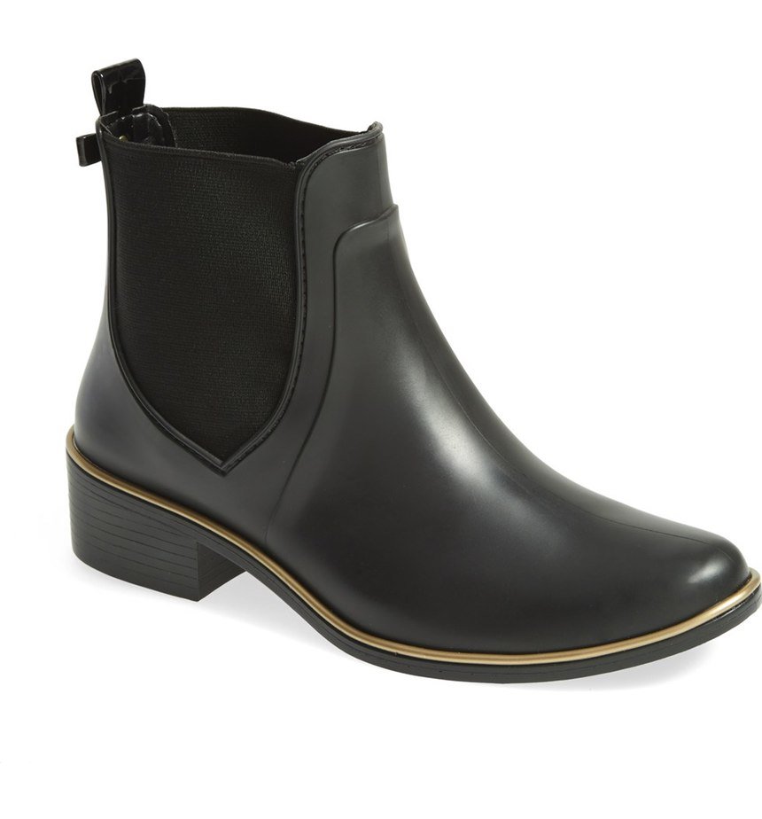 Boot chống thấm nước cực style trong mùa mưa