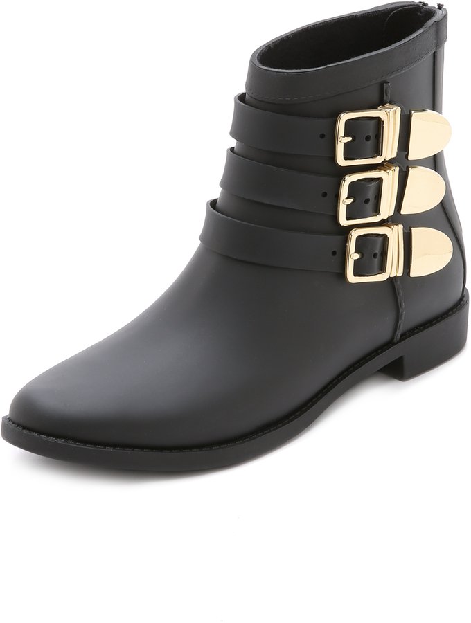 Boot chống thấm nước cực style trong mùa mưa