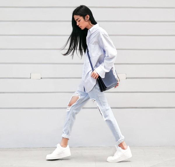 meo-tay-trang-giay-sneaker-sieu-nhanh2
