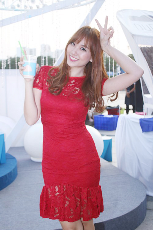 Cách ăn mặc quyến rũ như Hari Won