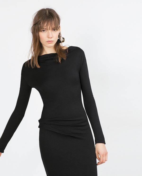 Váy body Để xõa tóc