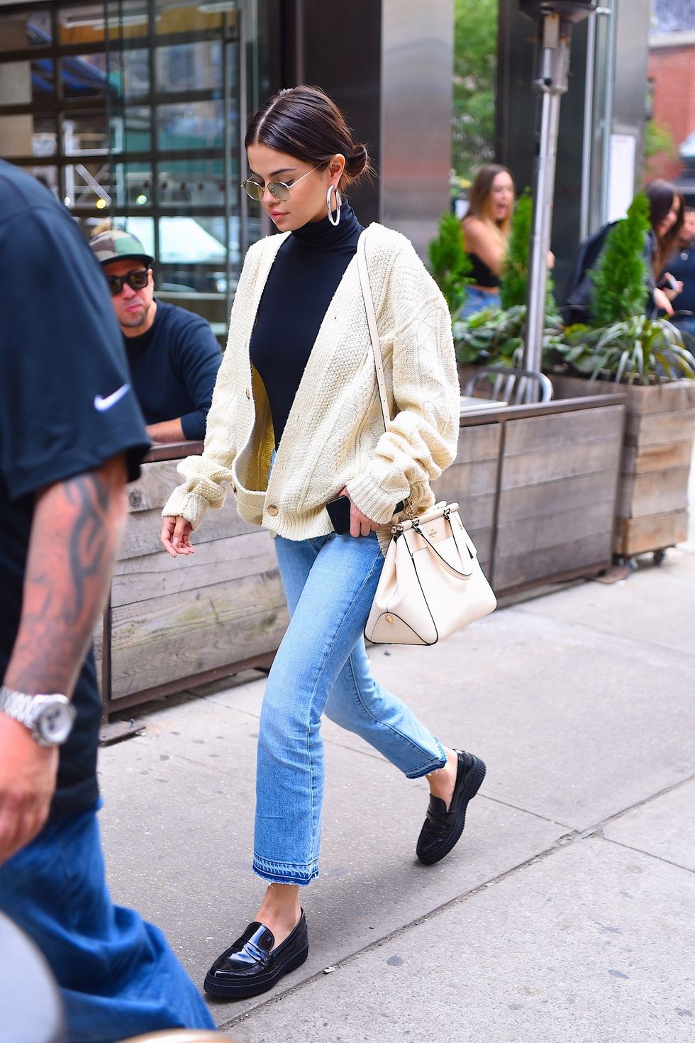 5 ngôi sao quốc tế có street style đẹp nhất tuần qua