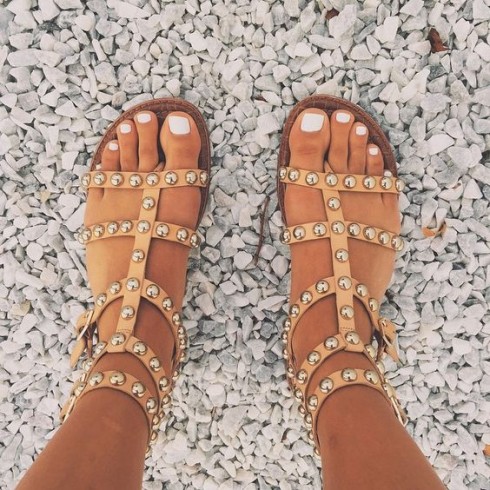 6 kiểu sandals cho mùa hè sinh động