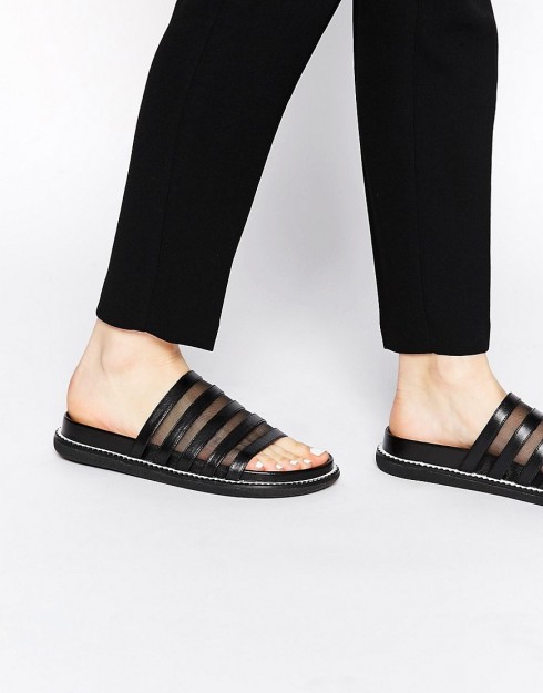 6 kiểu sandals cho mùa hè sinh động