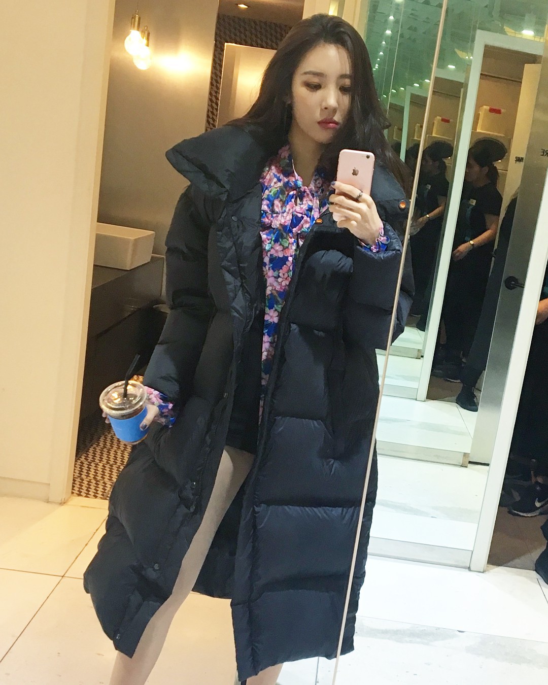 Ai là người dẫn đầu xu hướng thời trang của Hàn Quốc?