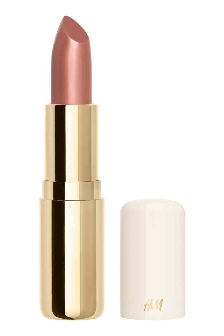 Bạn có biết hiện nay có bao nhiêu loại son không? và những cách phân biệt chúng như thế nào không?