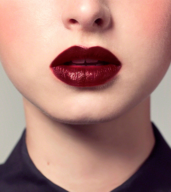 Bạn có biết hiện nay có bao nhiêu loại son không? và những cách phân biệt chúng như thế nào không?