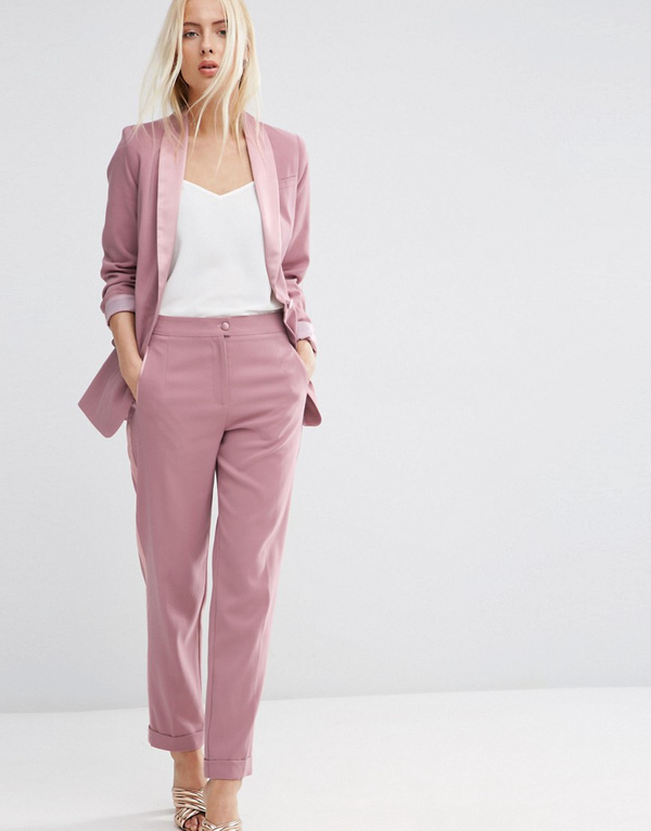 Chọn trang phục đi làm không còn quá khó khăn chỉ với 4 gợi ý sau