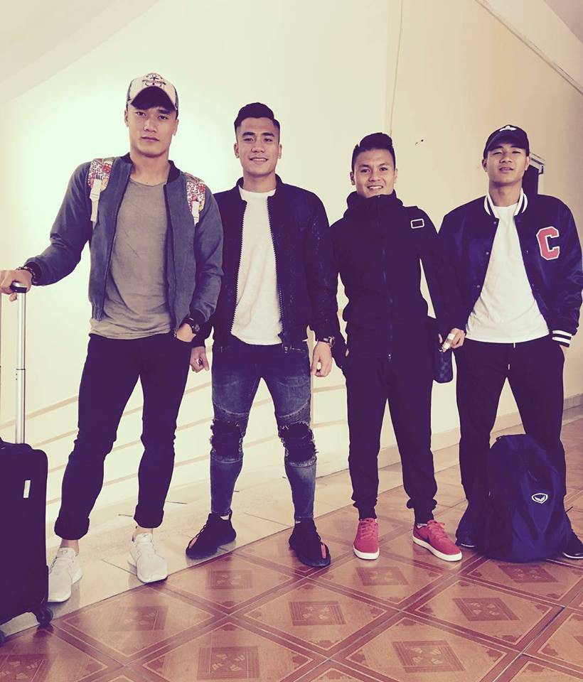 Cứ với cái đà này, U23 Việt Nam rồi sẽ trở thành những trendsetter đích thực của làng thời trang nước nhà
