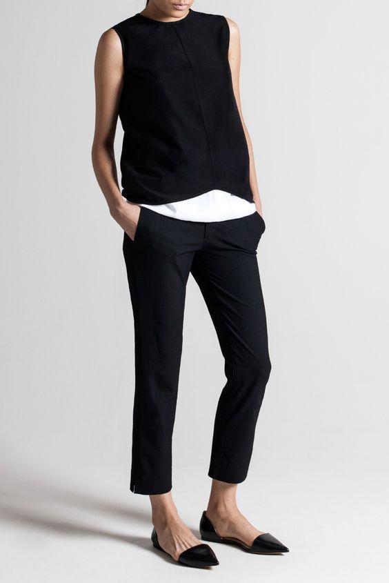 Đa dạng cách phối đồ với quần âu cho các nàng công sở