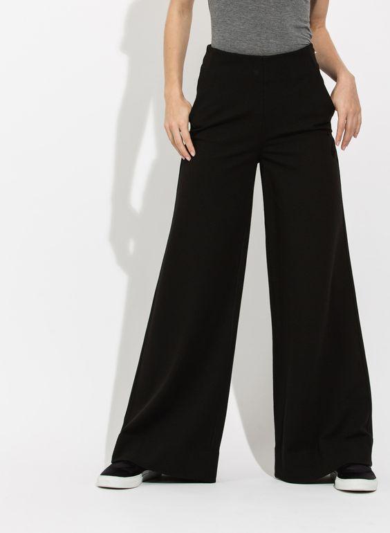 Đa dạng cách phối đồ với quần âu cho các nàng công sở