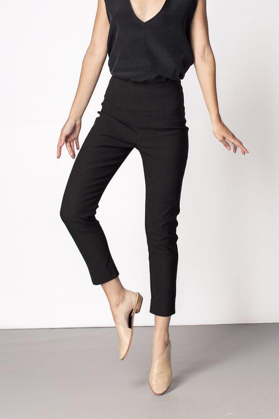 Đa dạng cách phối đồ với quần âu cho các nàng công sở