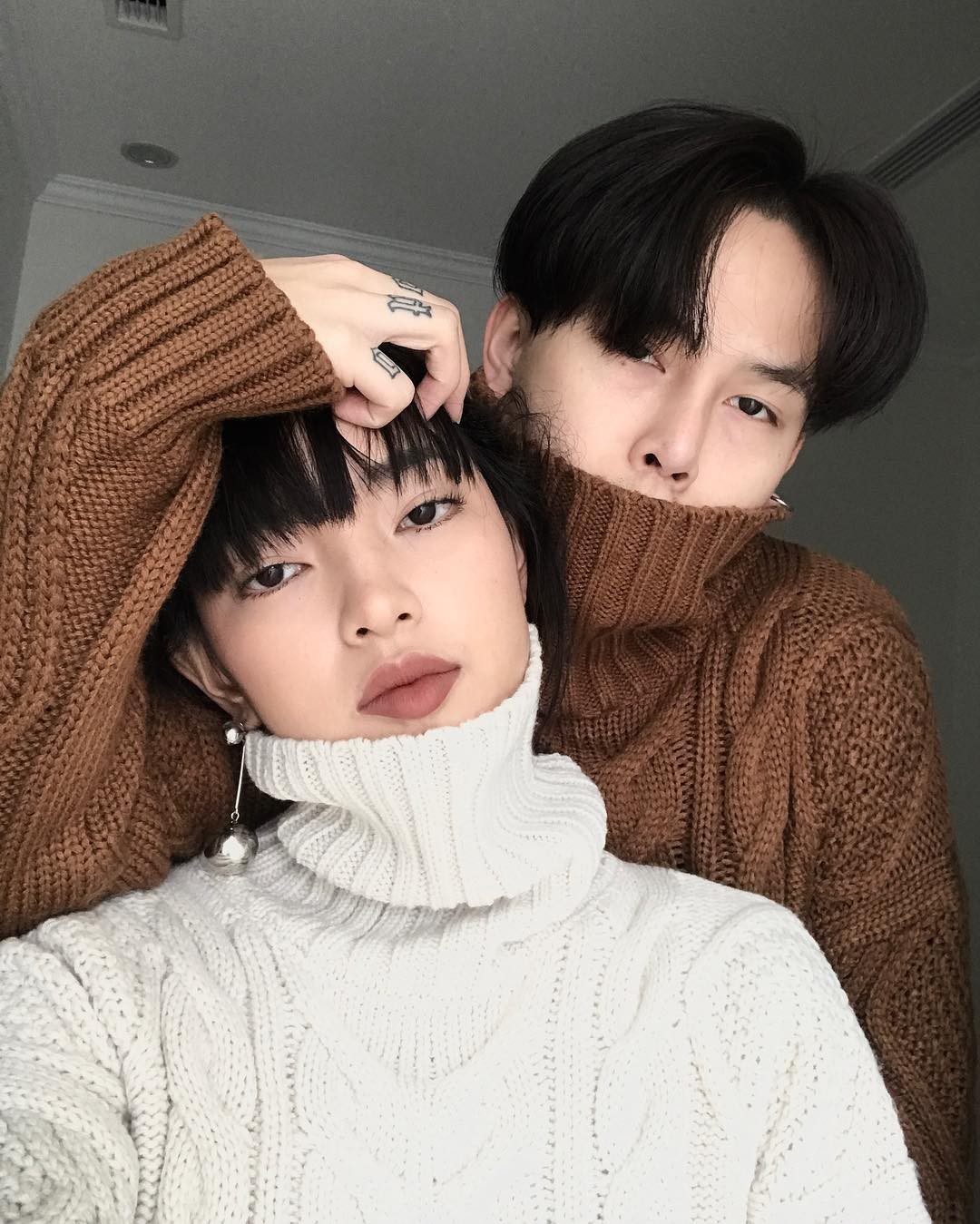 Không chỉ đồng điệu về tâm hồn và xứng đôi về mặt ngoại hình, Châu Bùi và Decao còn là hai mảnh ghép thời trang tuyệt đối trùng khớp