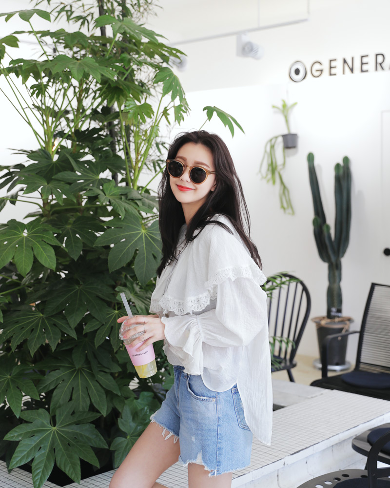 Mix đồ với quần jeans vừa sành điệu, vừa trẻ trung đẹp hết phần người khác
