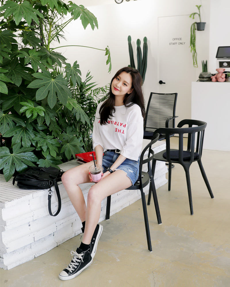 Mix đồ với quần jeans vừa sành điệu, vừa trẻ trung đẹp hết phần người khác