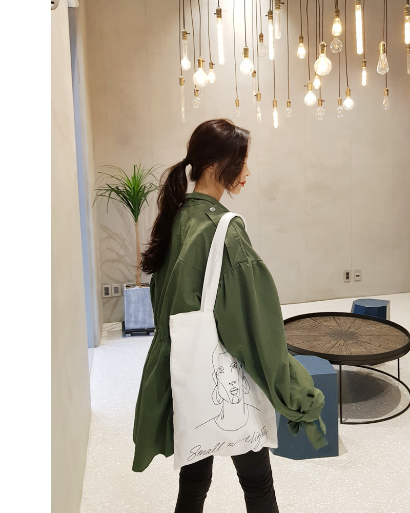 Mùa này nên mặc gì cho hợp với thời tiết và cập nhật xu thế thời trang thế giới nhỉ?