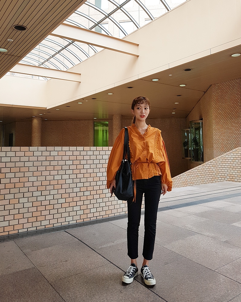 Những kiểu áo sơ mi cực kì xinh xắn cho bạn nữ diện tới trường